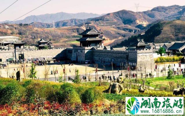 白鹿原和白鹿仓是一个地方吗 白鹿原和白鹿仓哪个好玩 白鹿原和白鹿仓是一个地方吗 白鹿原和白鹿仓哪个好玩