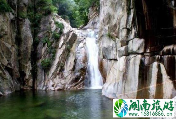 龙床沟大瀑布游玩攻略 龙床沟大瀑布在哪里 龙床沟大瀑布游玩攻略 龙床沟大瀑布在哪里