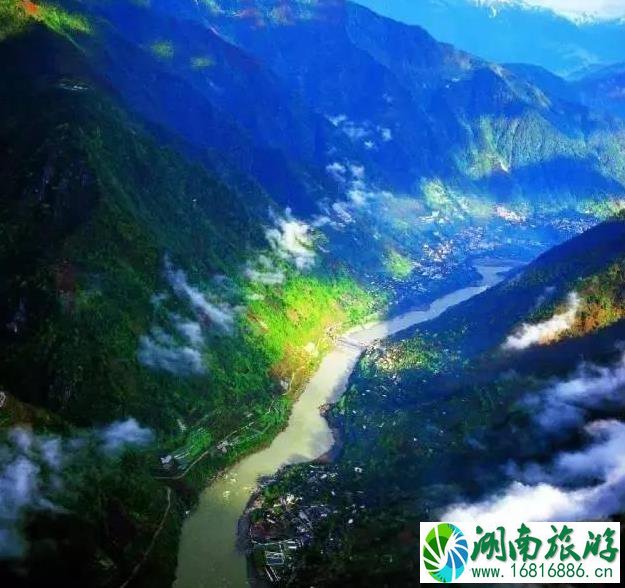中国最美的十个大峡谷 中国最美的十个大峡谷