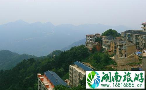 鸡公山和嵖岈山哪个更好玩 鸡公山和嵖岈山哪个更好玩