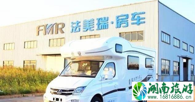 2个人出游买什么房车比较好 2个人出游买什么房车比较好