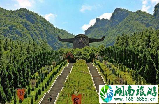 八月份适合去哪里旅游好 八月份适合去哪里旅游好