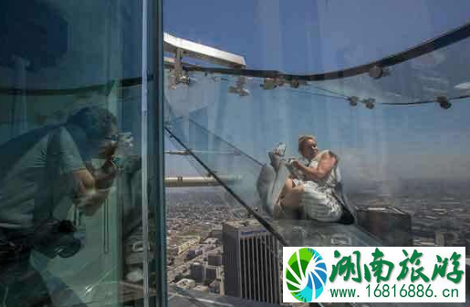 洛杉矶70层透明滑梯在哪 抖音洛杉矶网红滑梯游玩攻略 洛杉矶70层透明滑梯在哪 抖音洛杉矶网红滑梯游玩攻略