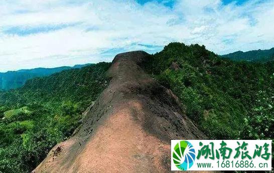 烛台峰露营信息大全 烛台峰露营信息大全