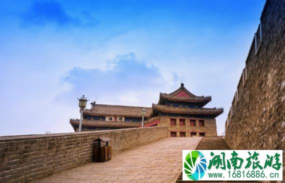 山海关景区现在开放吗?游客多吗? 山海关景区现在开放吗?游客多吗?