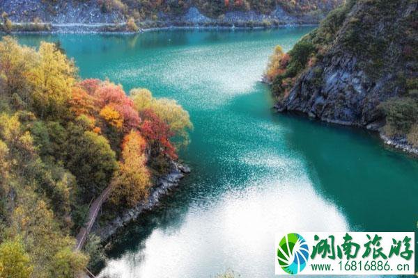 甘孜兴伊措在哪-怎么去 甘孜兴伊措在哪-怎么去