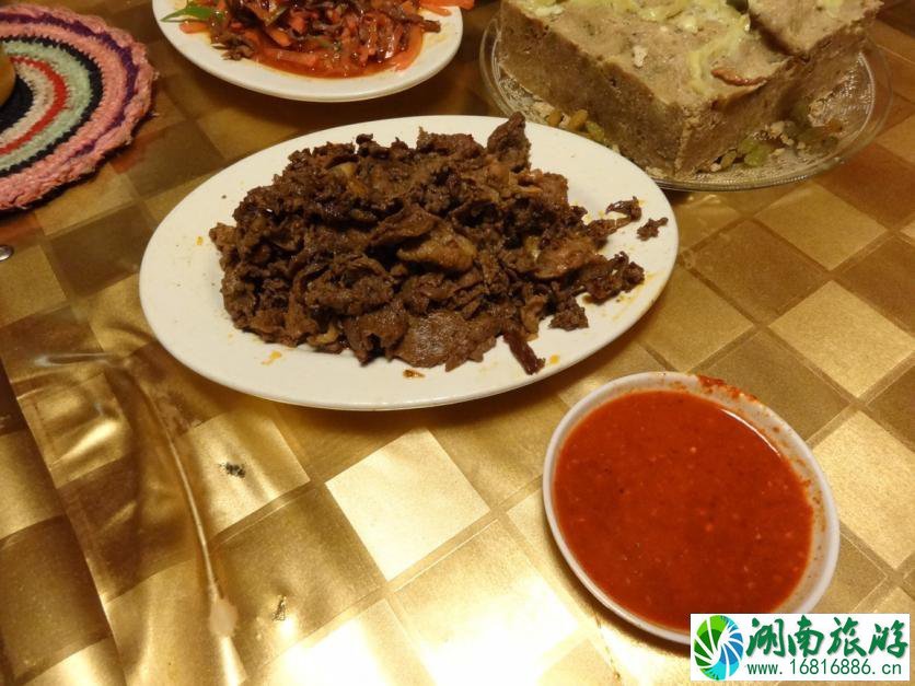 去西藏旅游有哪些特色美食推荐 去西藏旅游有哪些特色美食推荐