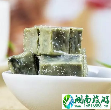 闻着臭吃着香的食物有哪些 郑州哪里有这些美食 闻着臭吃着香的食物有哪些 郑州哪里有这些美食