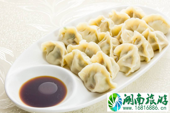 冬至是吃饺子还是汤圆 南方人冬至吃什么 冬至是吃饺子还是汤圆 南方人冬至吃什么