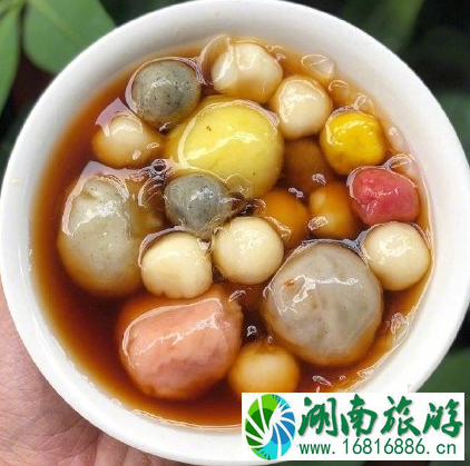冬至是吃饺子还是汤圆 南方人冬至吃什么 冬至是吃饺子还是汤圆 南方人冬至吃什么