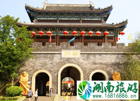 去大足石刻周围景点怎么走 去大足石刻周围景点怎么走