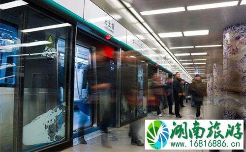 2022年北京地铁全部都可以扫码进站了吗 2022年北京地铁全部都可以扫码进站了吗