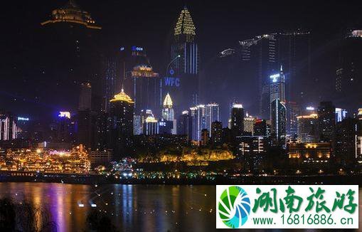 重庆轻轨2号线哪段路观景最好 重庆轻轨2号线哪段路观景最好