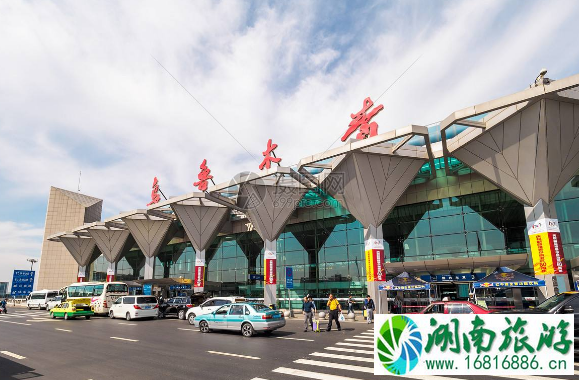 2022乌鲁木齐机场停车收费标准+大巴路线+票价 2022乌鲁木齐机场停车收费标准+大巴路线+票价
