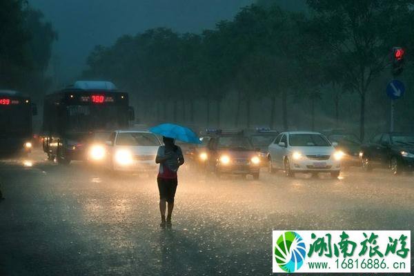 北京密云暴雨最心情况 密云公交甩站信息+积水路段 北京密云暴雨最心情况 密云公交甩站信息+积水路段