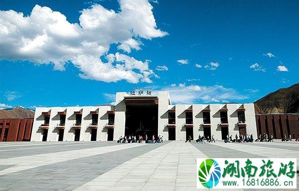拉萨火车站怎么到市区 拉萨火车站怎么到市区