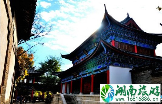 丽江几月去旅游最好 女生去丽江旅游要准备什么 丽江几月去旅游最好 女生去丽江旅游要准备什么