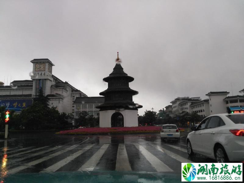 扬州有哪些好玩的地方 扬州有什么好吃的 扬州有哪些好玩的地方 扬州有什么好吃的