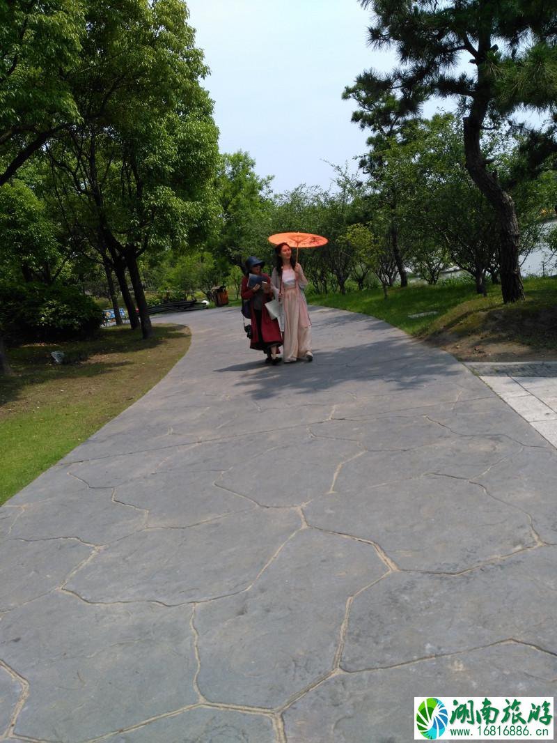 扬州有哪些好玩的地方 扬州有什么好吃的 扬州有哪些好玩的地方 扬州有什么好吃的