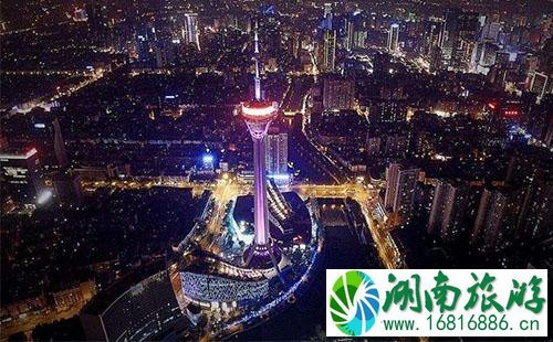 在成都市区玩住在哪里比较方便 在成都市区玩住在哪里比较方便